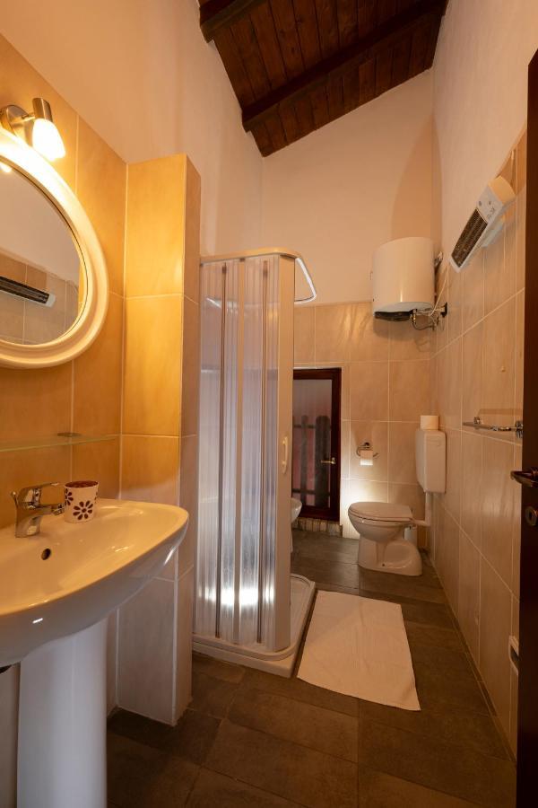 Agriturismo Di Sordiglio Casina Экстерьер фото